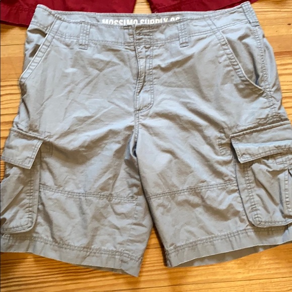 Mossimo Supply Company Size 40 - Picture 2 of 10